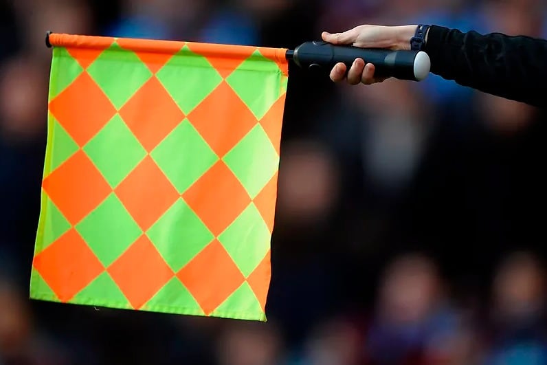 La intención de la FIFA es acelerar el juego y que no haya demoras con VAR y los jueces de línea