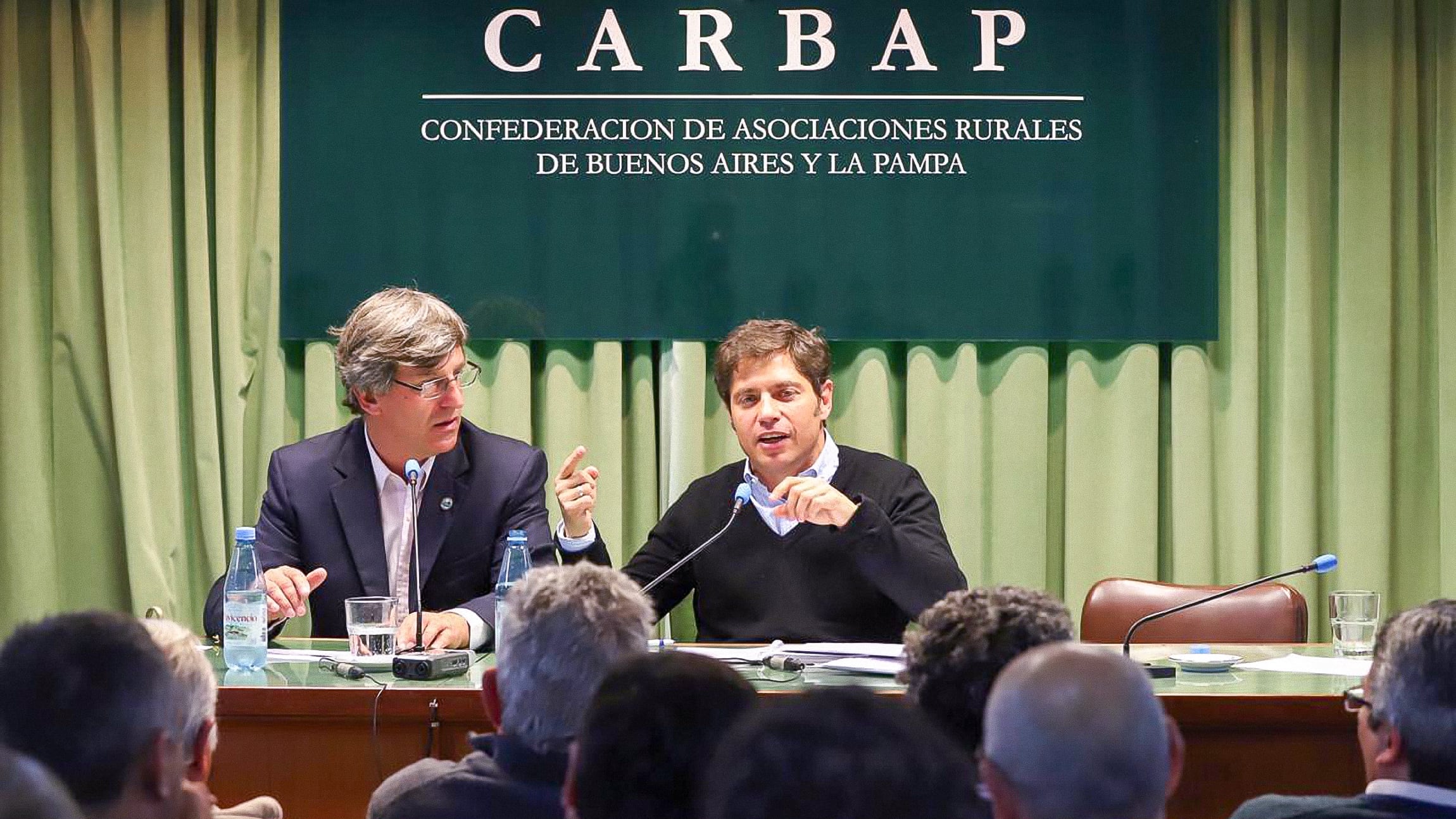 Axel Kicillof fue escuchado con atención por los dirigentes ruralistas.