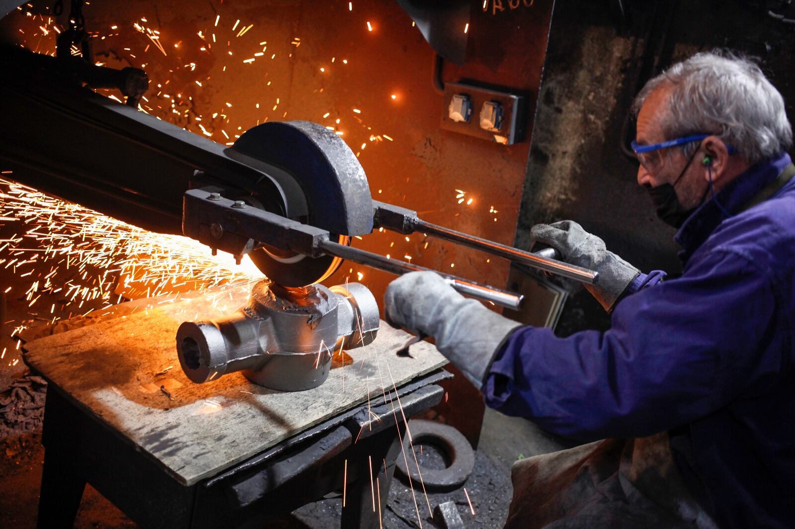 Las pymes exportadoras cobran en pesos con la cotización del dólar oficial.