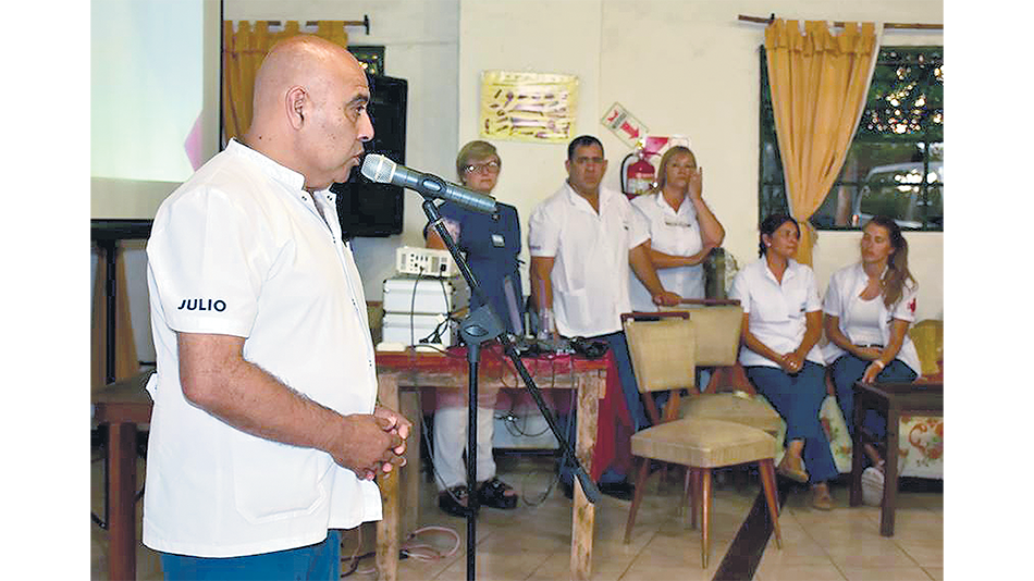 Julio César Romero convocaba médicos objetores de conciencia y fue obligado a renunciar tras la revelación de PáginaI12.