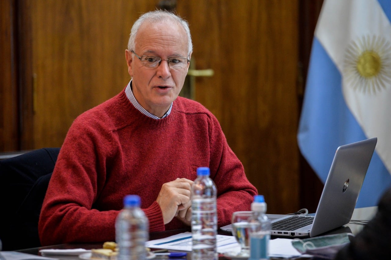 Daniel Gollan dijo que el resultado electoral representa "un alerta para entender el momento que vive nuestro pueblo y tomar las medidas necesarias para revertir la apatía y la desesperanza".