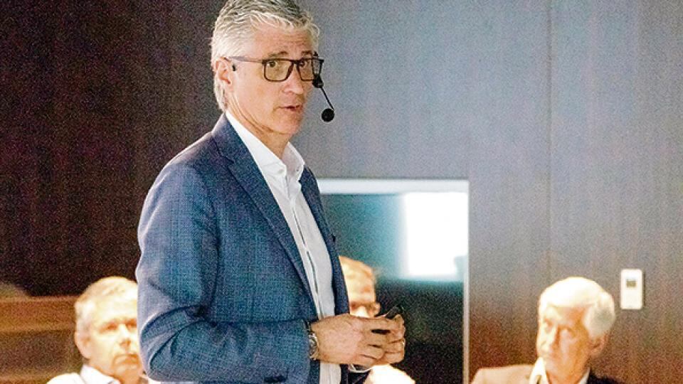 "El más capaz si no está comprometido, desaparece", había declarado Malvido.