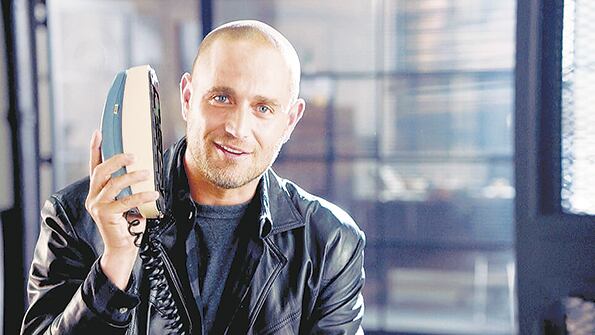 Michel Brown es el detective Falco. El estreno es hoy a las 23 por TNT Series.
