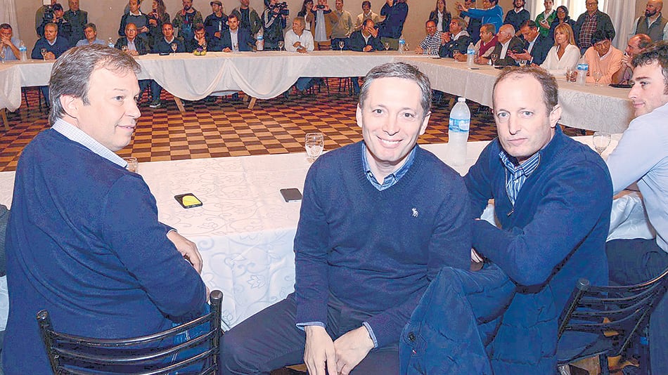Gray, Insaurralde y otros intendentes anunciaron su participación en el encuentro de hoy.