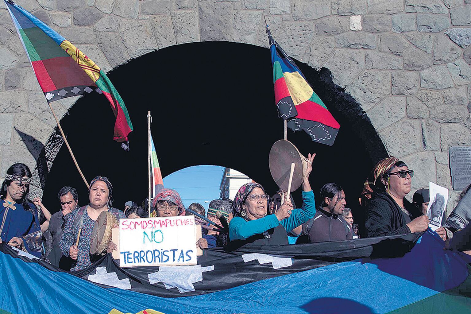 La bala que mató a Rafael Nahuel entró por el glúteo y se alojó en el tórax, le tiraron por la espalda.