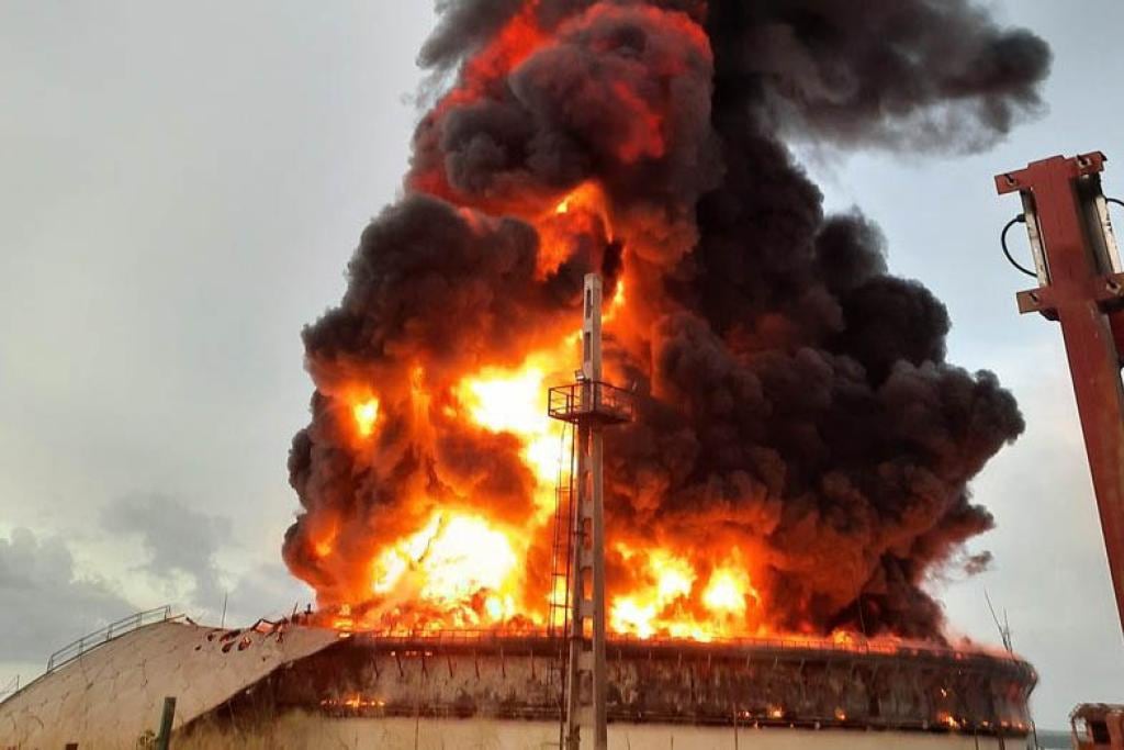 Indendio en la ciudad de Maranzas/ Twitter de Susely Morfa González, primera secretaria del CPPCC en Matanzas