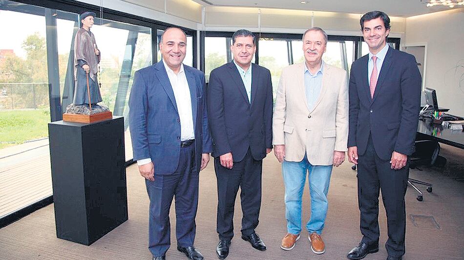 Los gobernadores Manzur, Casas, Schiaretti y Urtubey anunciaron el armado del interbloque Argentina Federal.