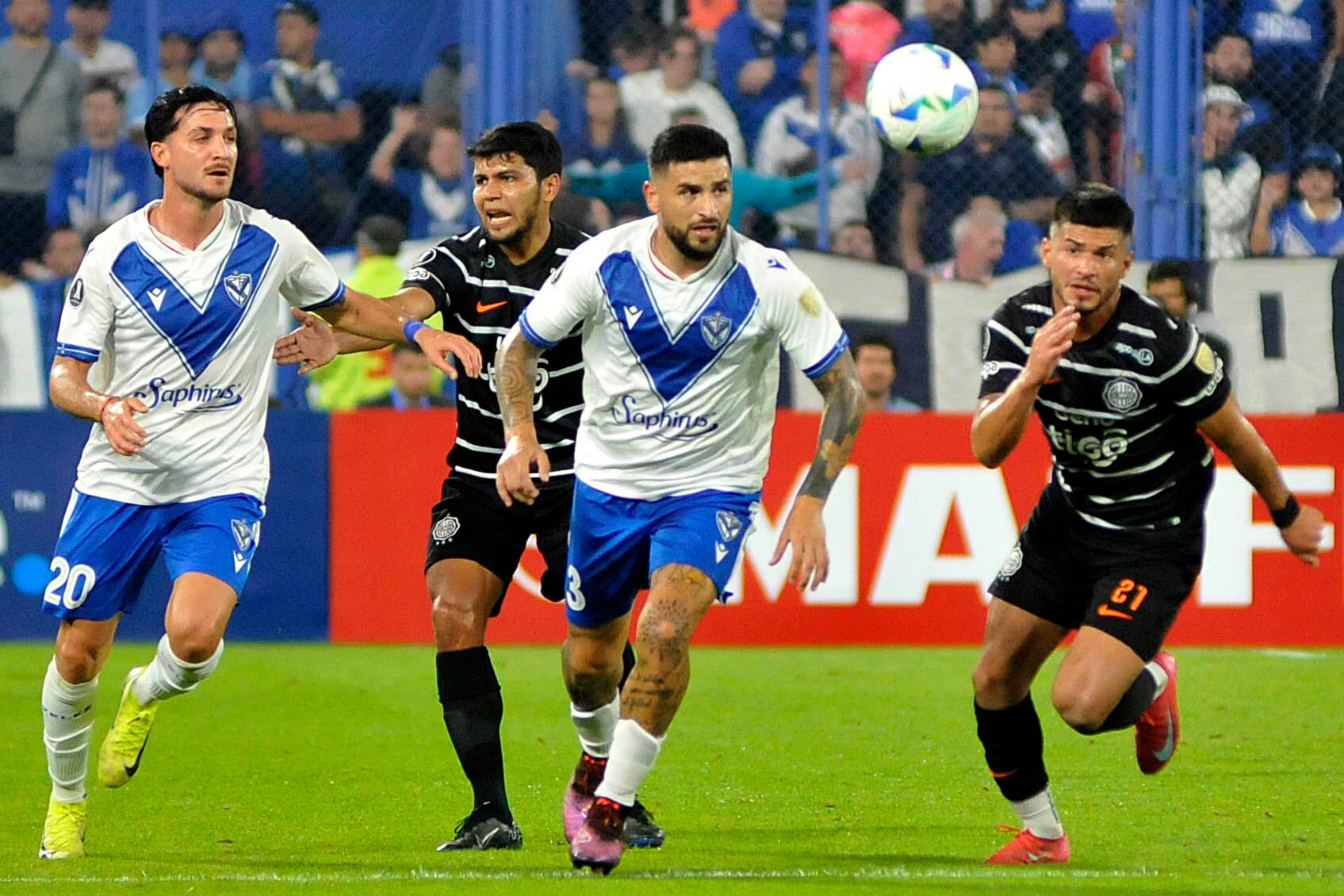 El empate dejó con vida a los paraguayos en Liniers