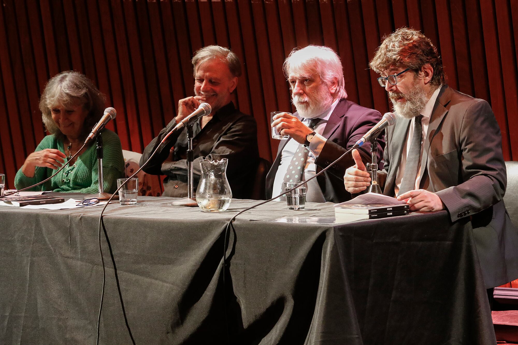 El texto fue presentado en el auditorio Jorge Luis Borges de la Biblioteca Nacional.