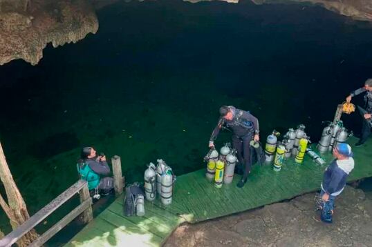 Los tanques de oxígeno del buzo argentino de 51 años estaban vacíos.