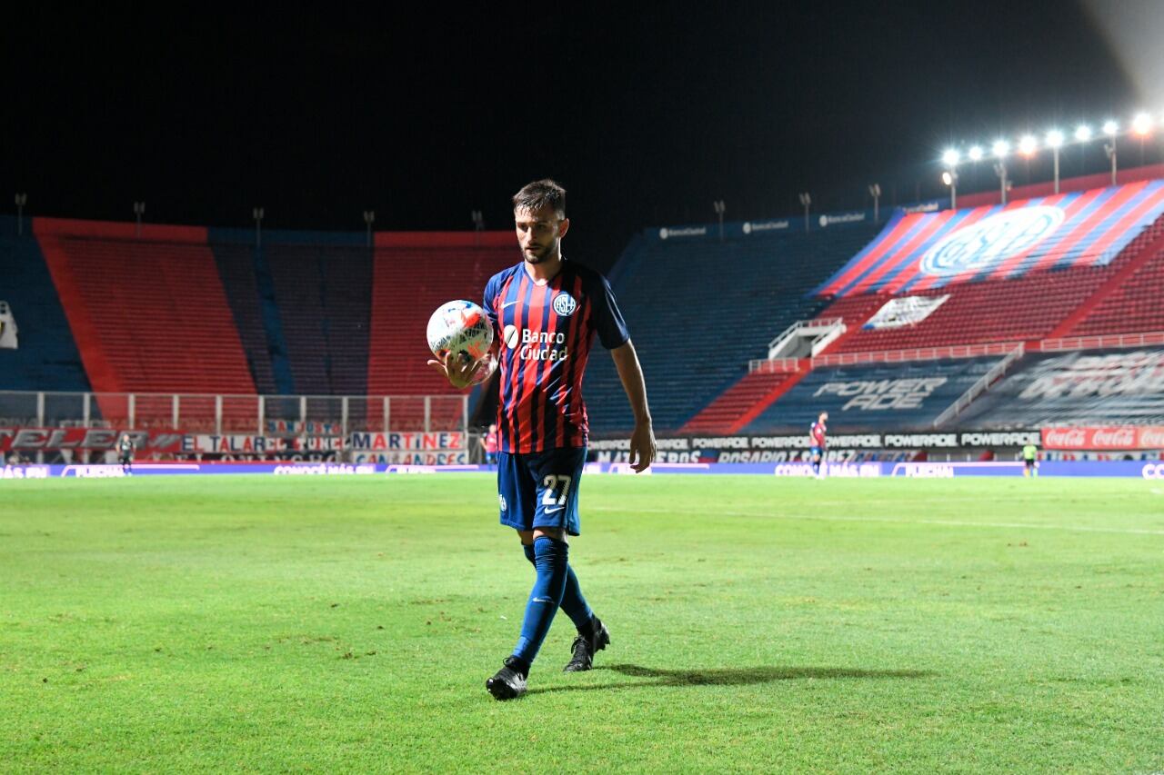 Elías será el lateral derecho del Ciclón ante el Decano tucumano