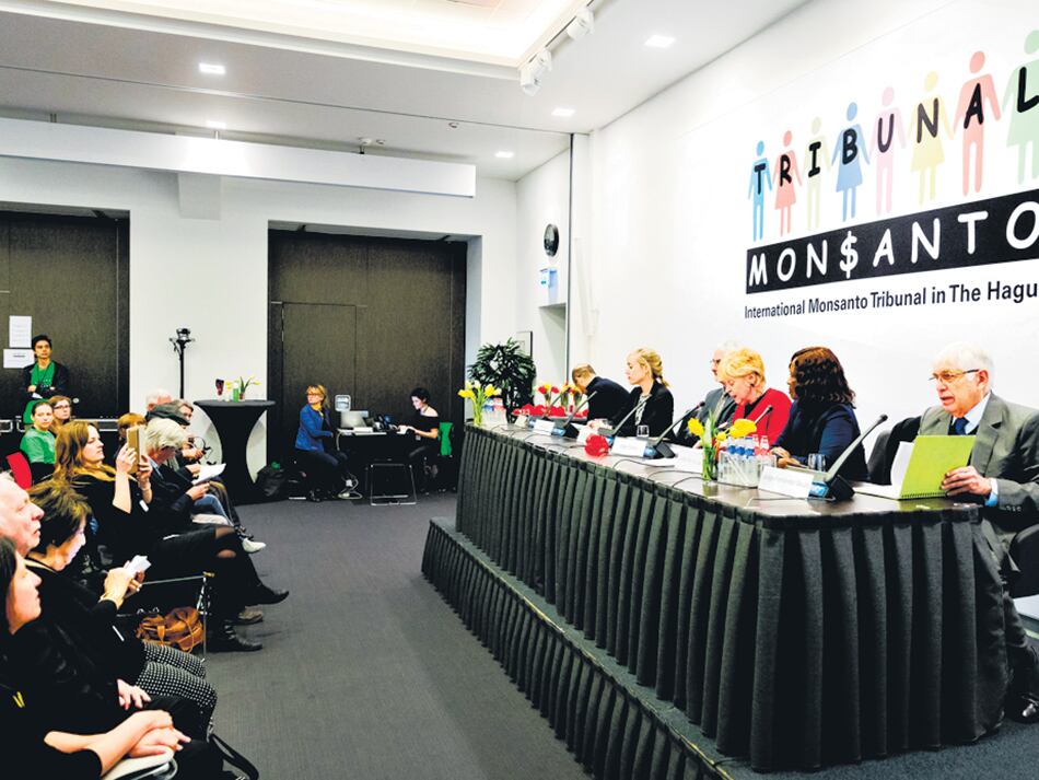 El Tribunal Internacional Monsanto analizó el testimonio de más de 30 damnificados por la empresa.