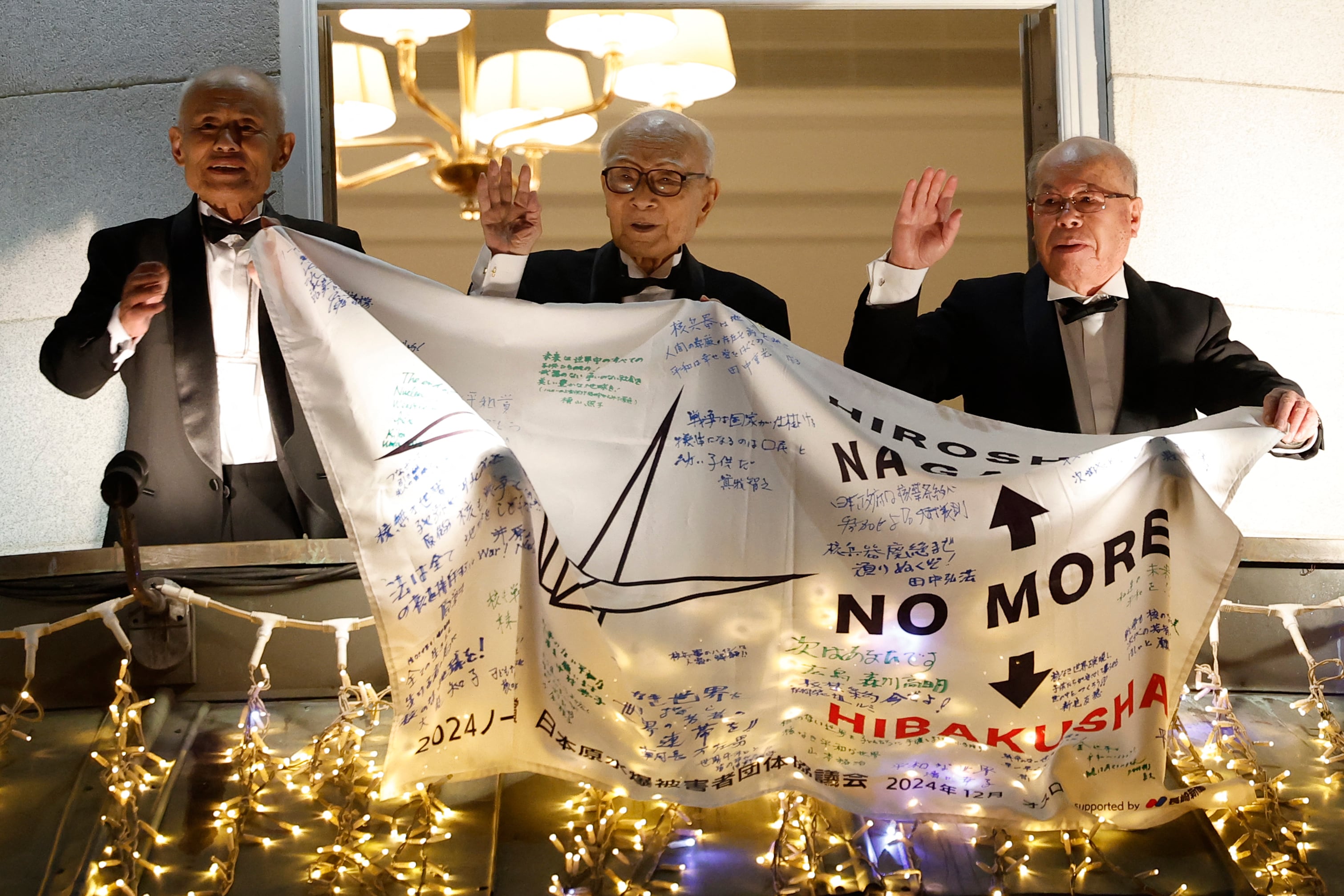 Los sobrevivientes de la bomba atómica exigen que se repita.