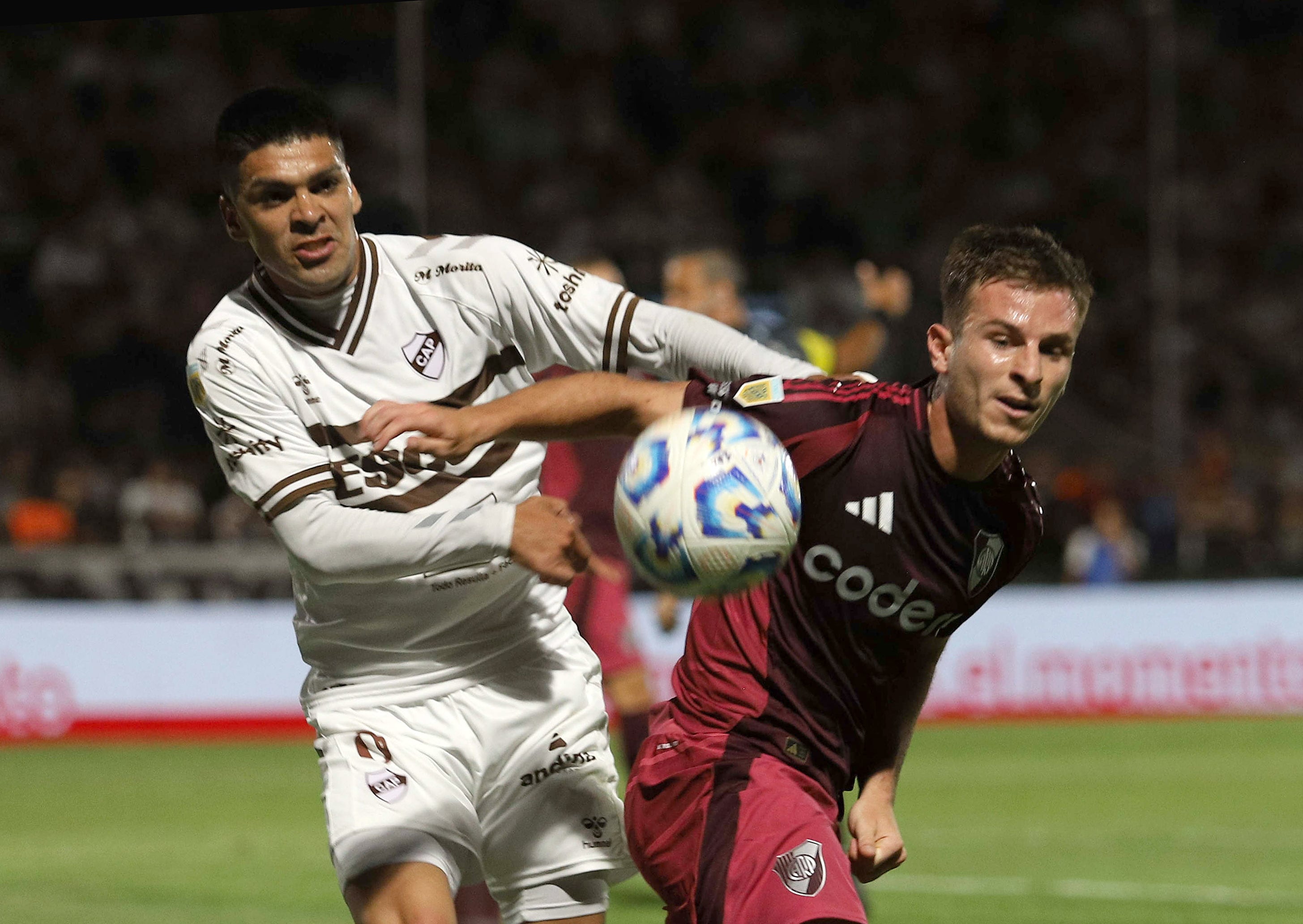 Platense estuvo a tres minutos de ganarle a River