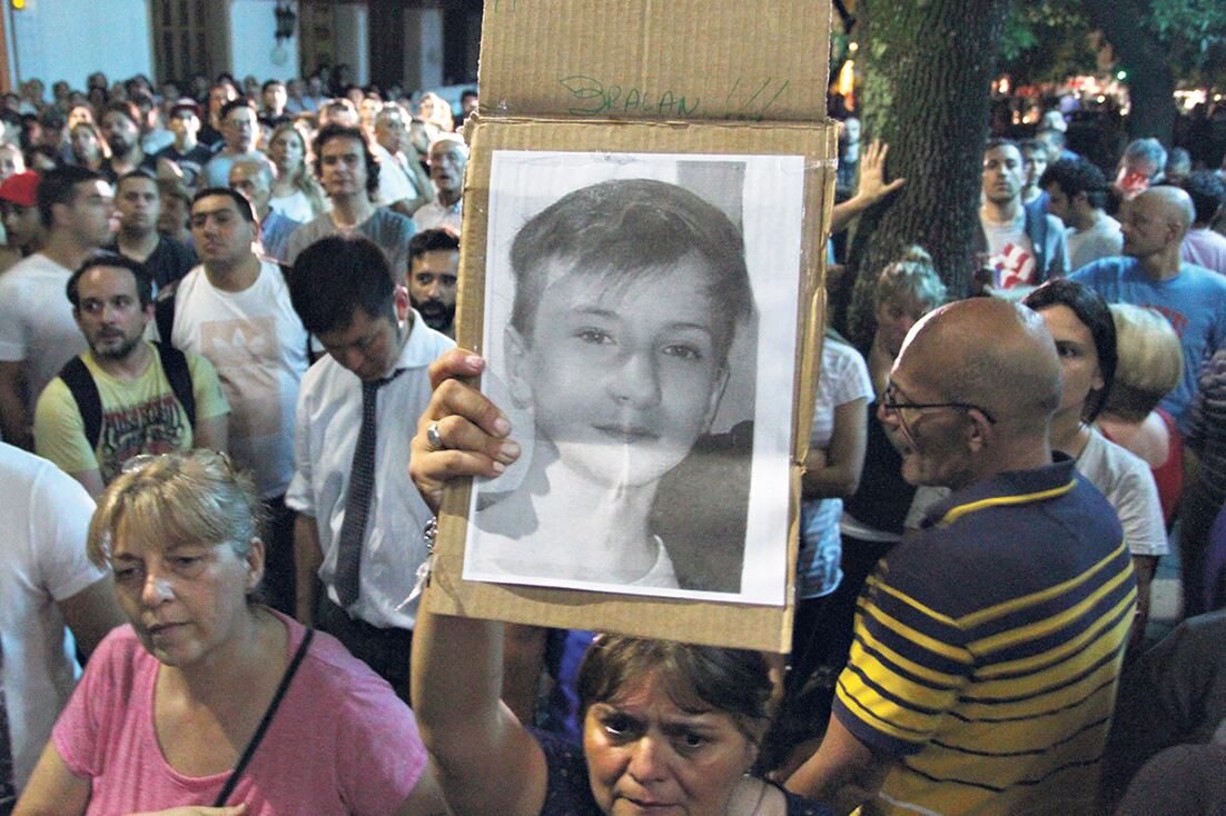 La muerte del adolescente Brian Aguinaco, el 26 de diciembre, desató fuertes reclamos y la toma de la seccional 38ª.