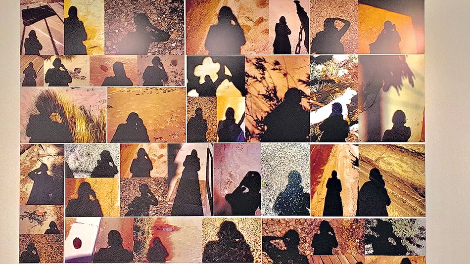 Itinerario: 1993-2001, suite de 46 fotos analógicas, de Matilde Marín; 305x430 cm.