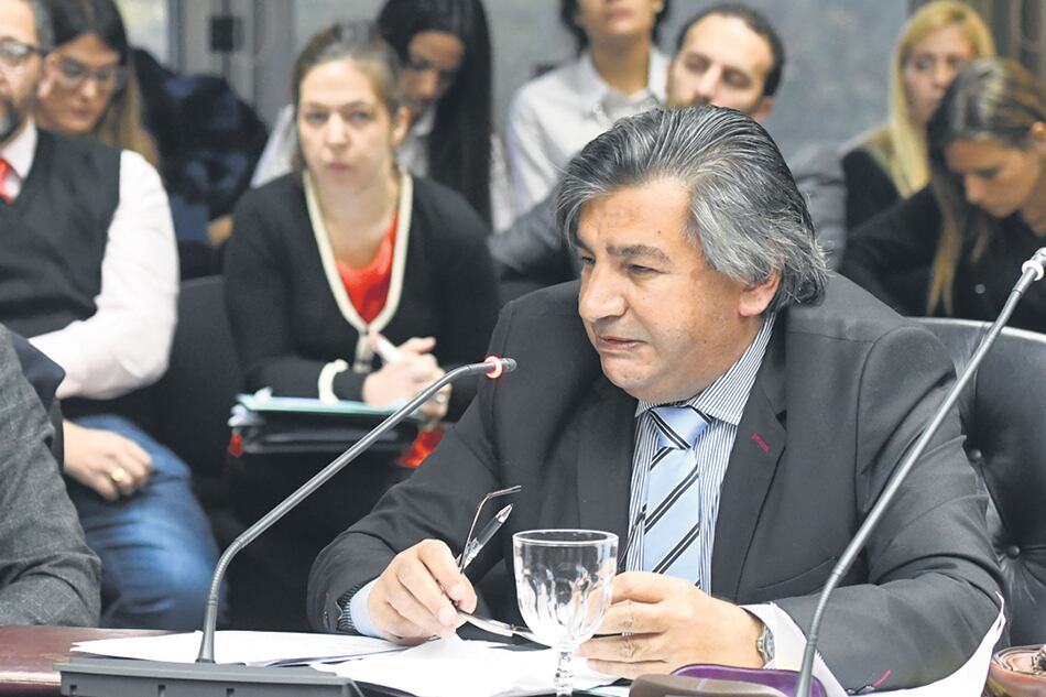 El consejero Jorge Candis no votó como quería el Gobierno.