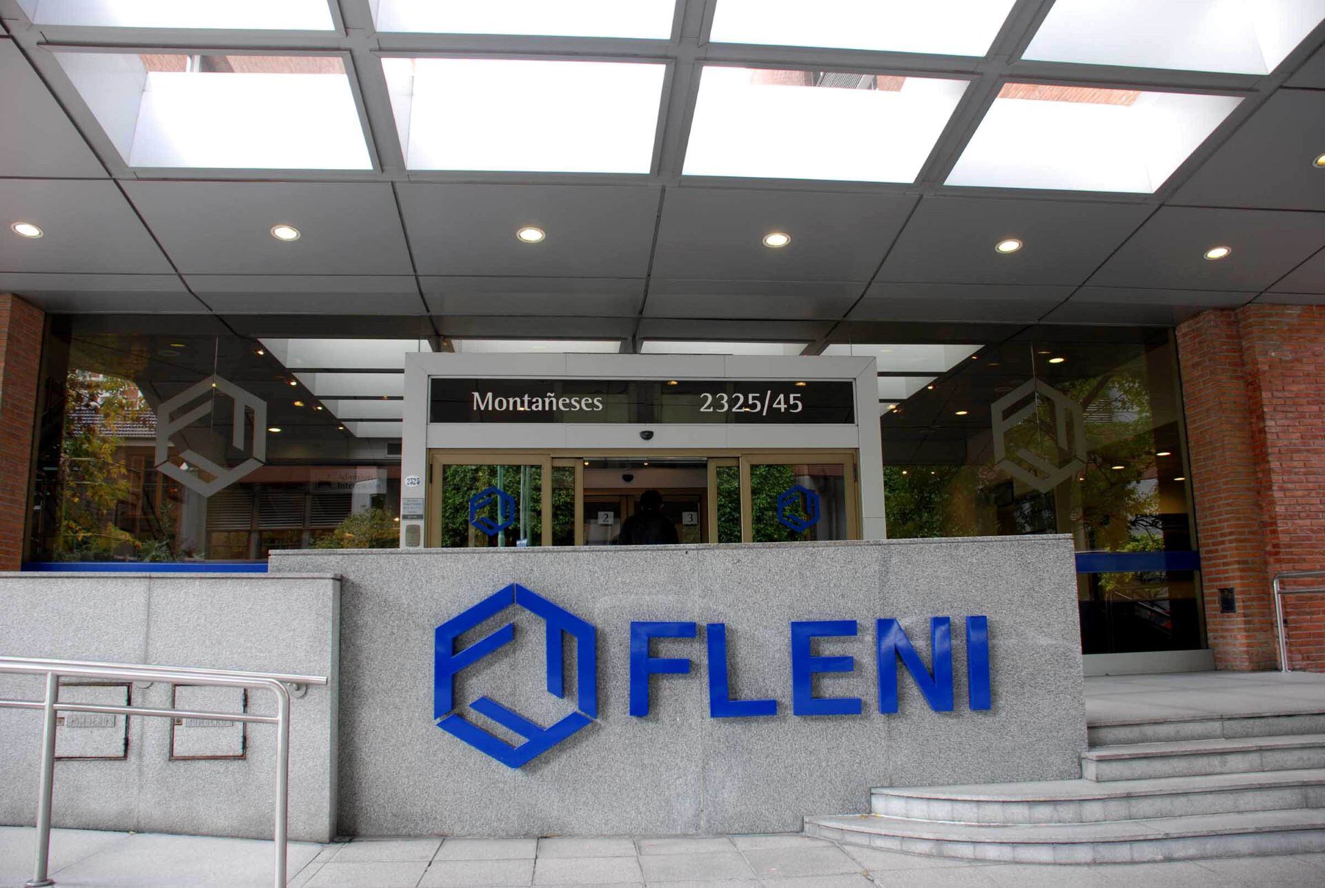 Llega el primer asistente virtual argentino entrenado para reconocer síntomas de ACV por WhatsApp.