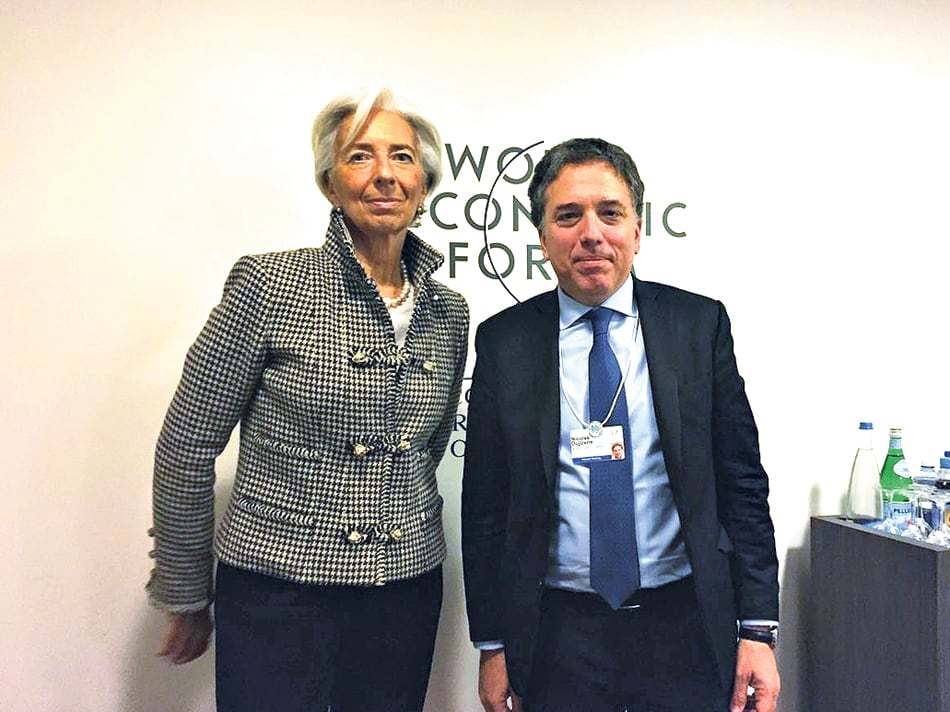 El flamante ministro de Hacienda con la titular del FMI, Christine Lagarde. 