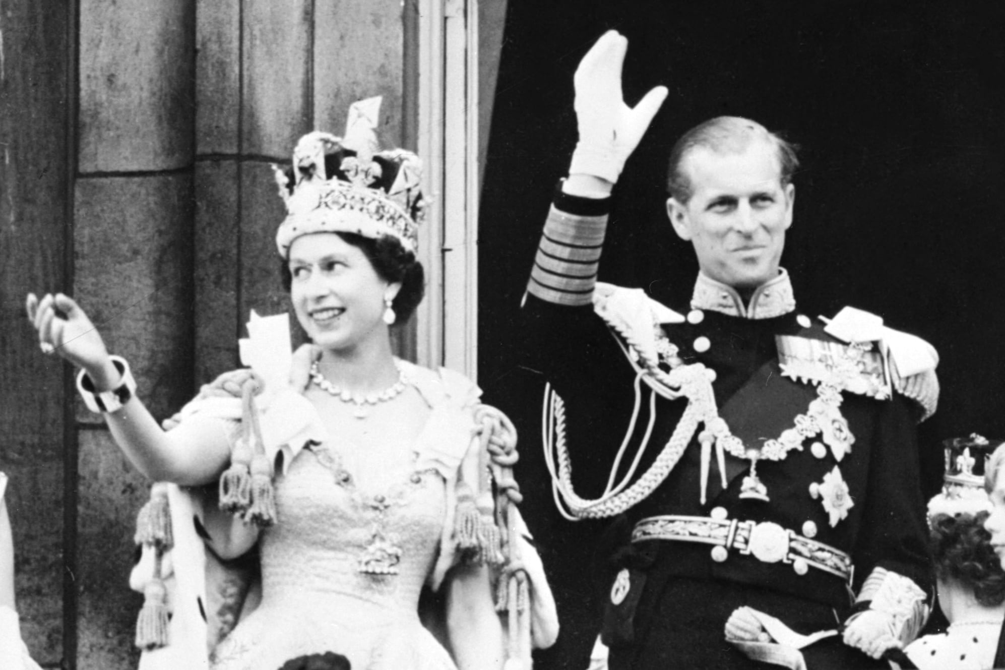 Una recién coronada Isabel II