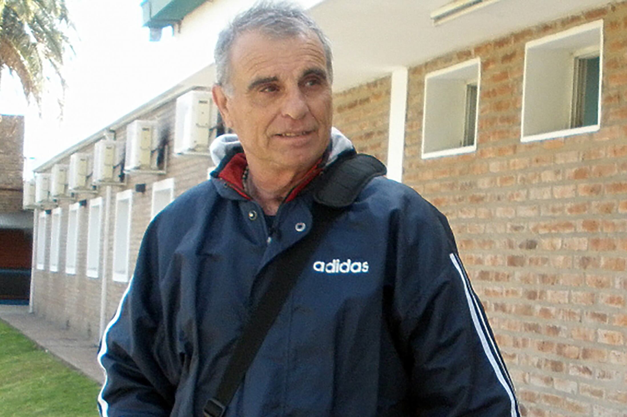 Carlos Barisio brilló en Ferro, y también fue arquero de River y Boca.