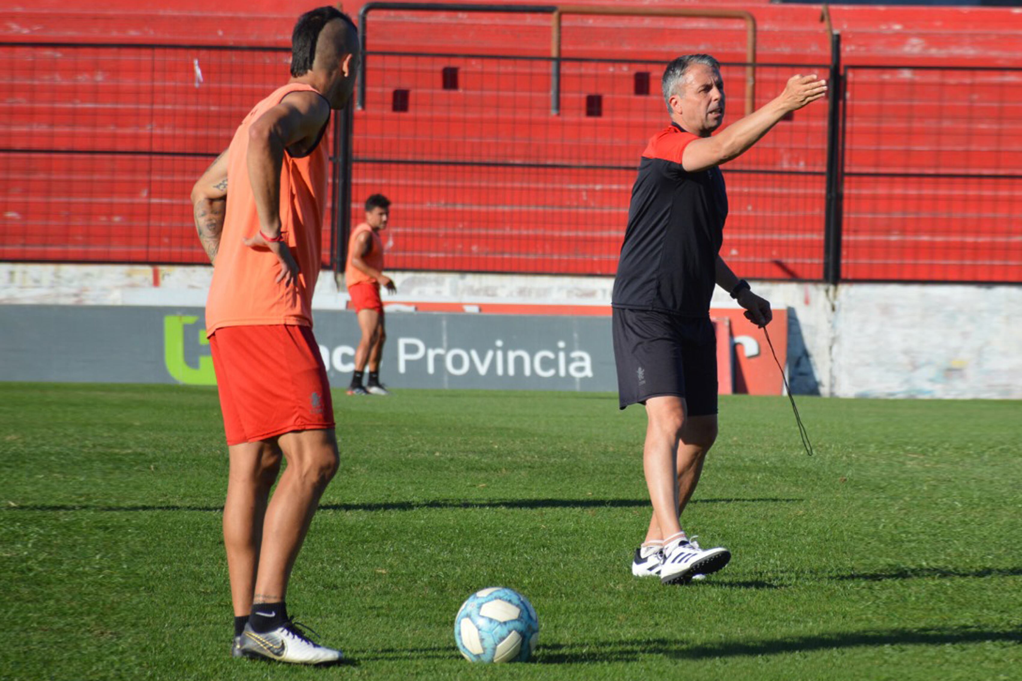 Alvarez ya trabaja en Patronato de Paraná.