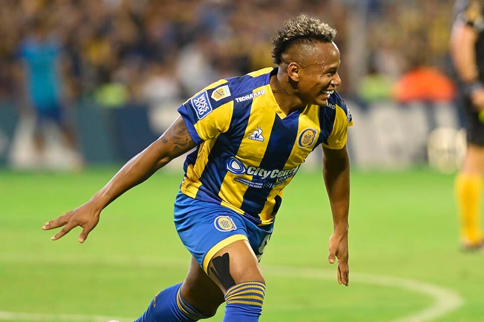 Jaminton Campaz no irá a Boca esta temporada.