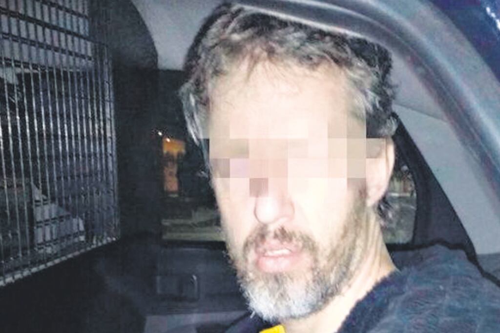 El sospechoso, Pablo Barberio, quedó internado en el Hospital Alvear.