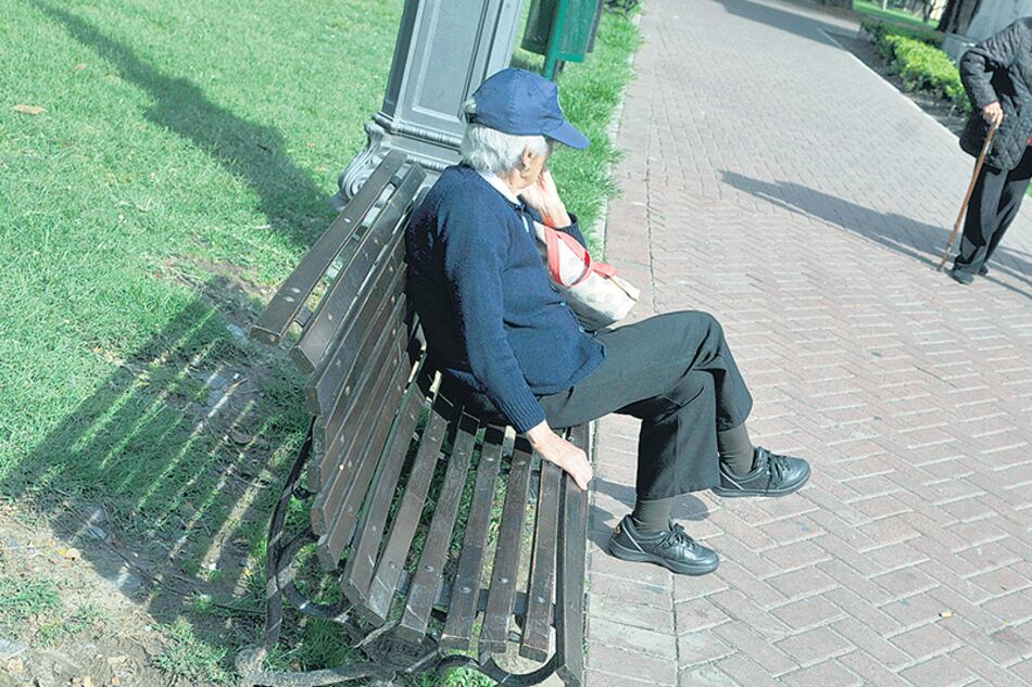 La rebaja en los aportes patronales históricamente ha servido para desfinanciar el sistema de reparto.