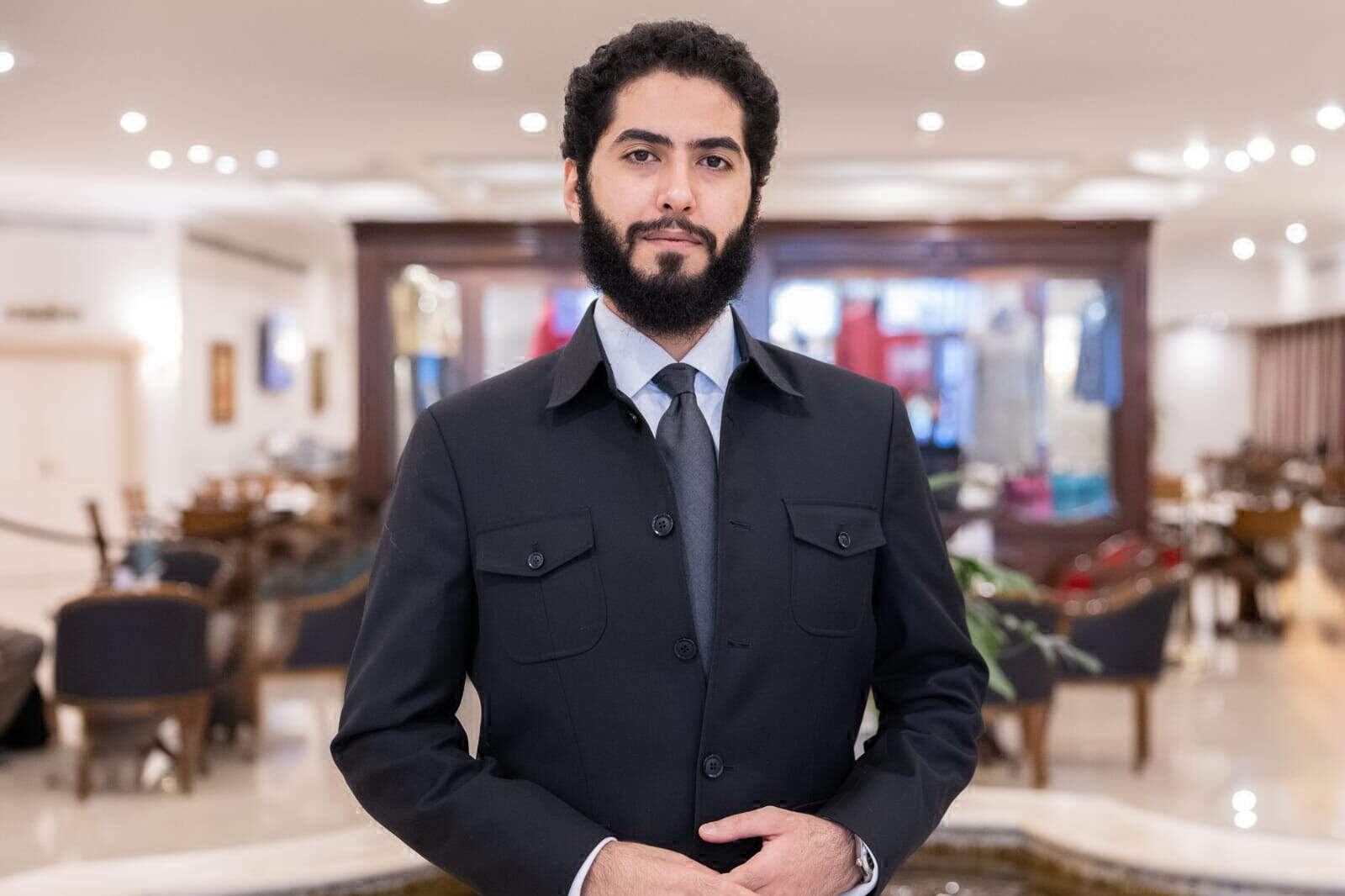 Hasta 2020, Mansour Bin Musallam presidió la Fundación de Asistencia Educativa en Ginebra, Suiza.