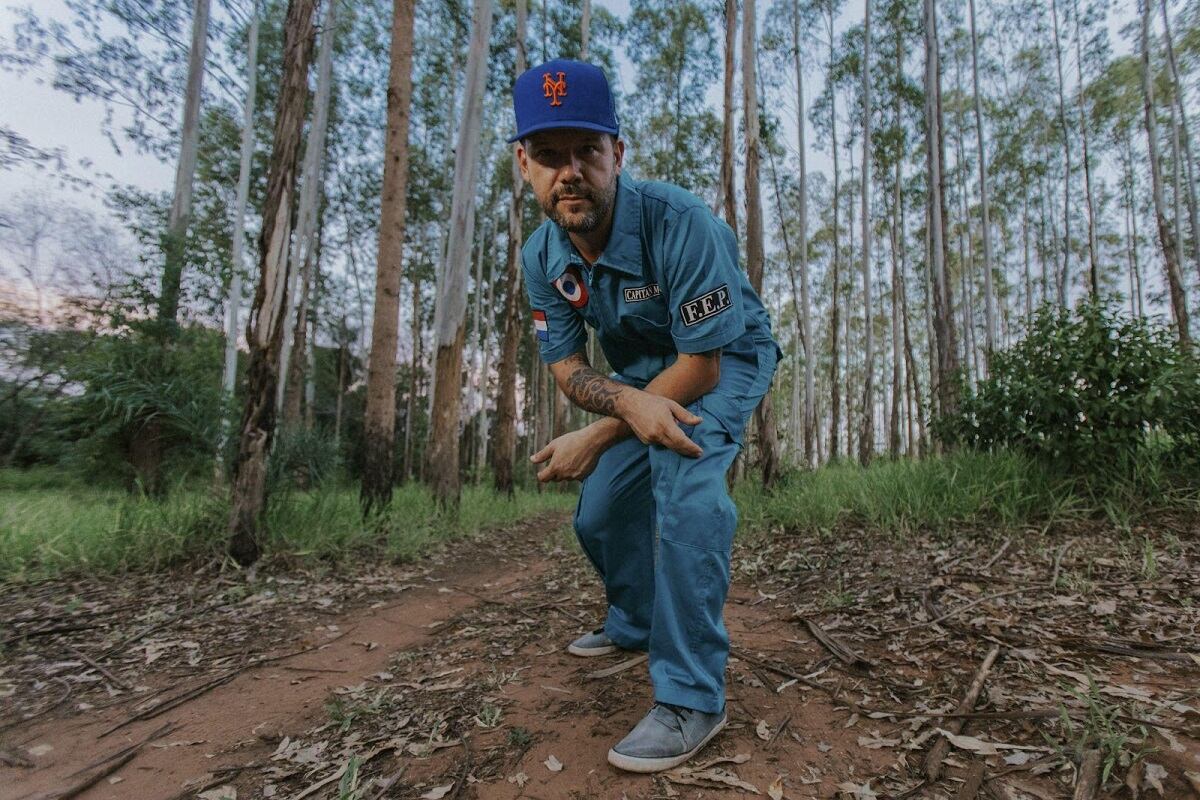 El paraguayo Altamirano (ex Revolver) y la banda formoseña pasean a bordo del Circuito Cultural Guaraní, que también incluye DJs