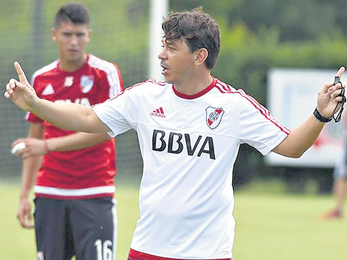 Gallardo va con su equipo ideal.