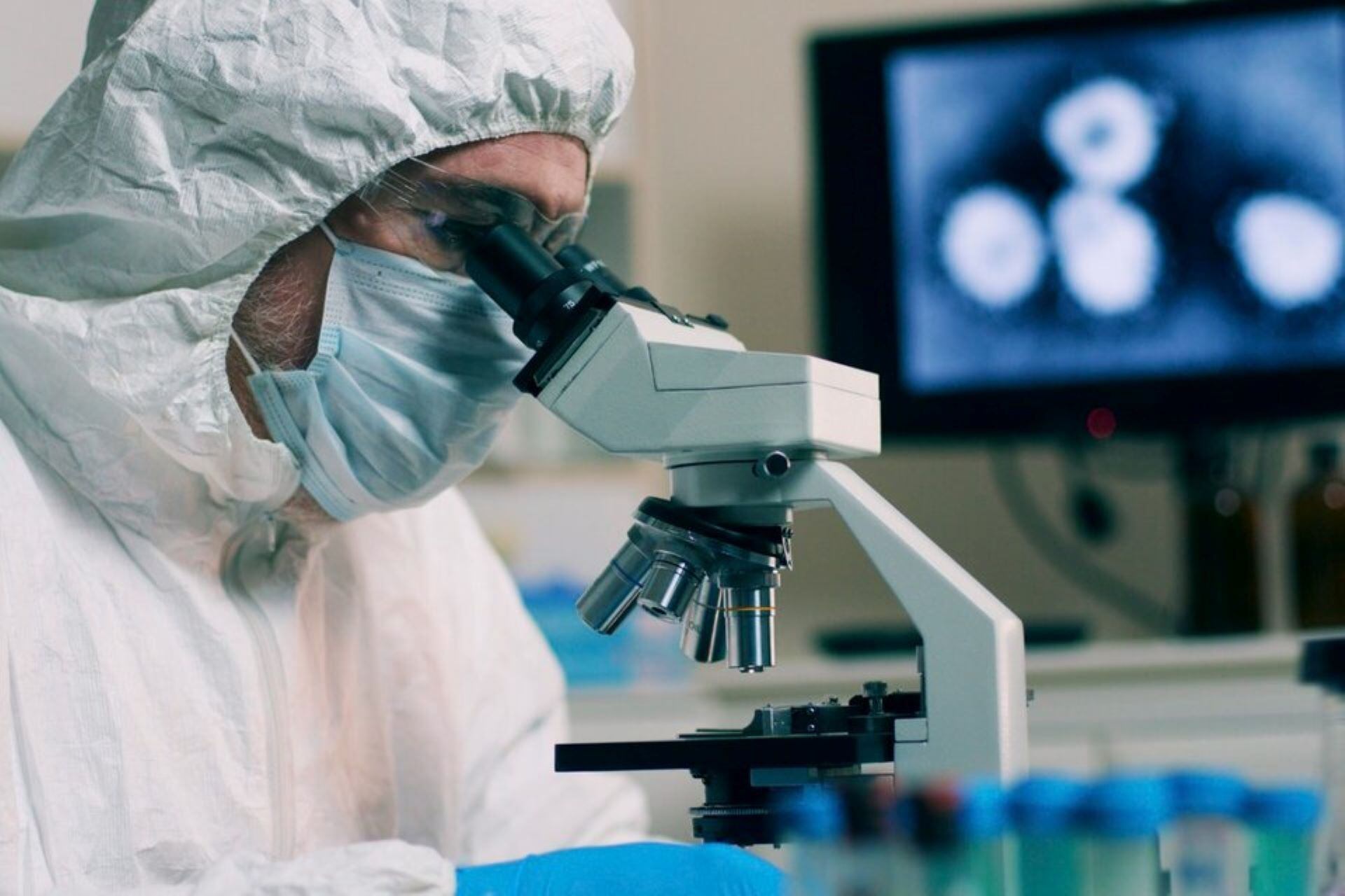 La Organización Mundial de la Salud desaconsejó el uso de fluvoxamina y colchicina para el tratamiento de covid en casos leves y moderados. Imagen: AFP