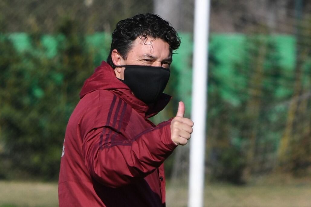El DT Gallardo trabajará en su propia "burbuja sanitaria" del River Camp.