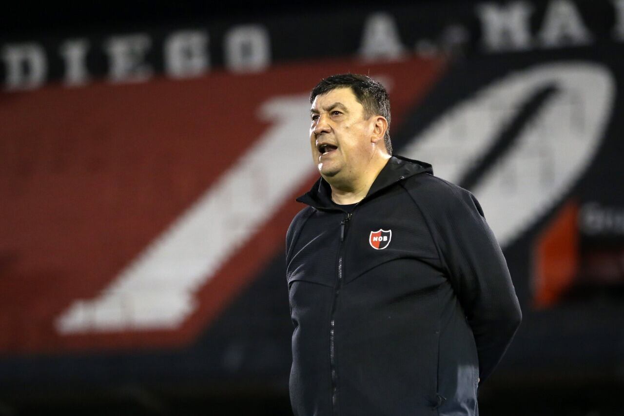 El "Mono" Burgos, al frente de Newell's.