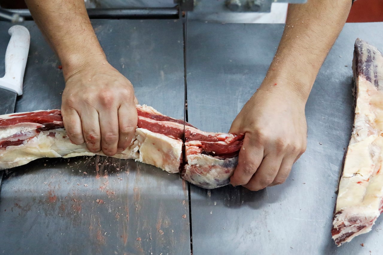 Hay más de un millar de bocas de expendio contempladas para la venta a precios populares.