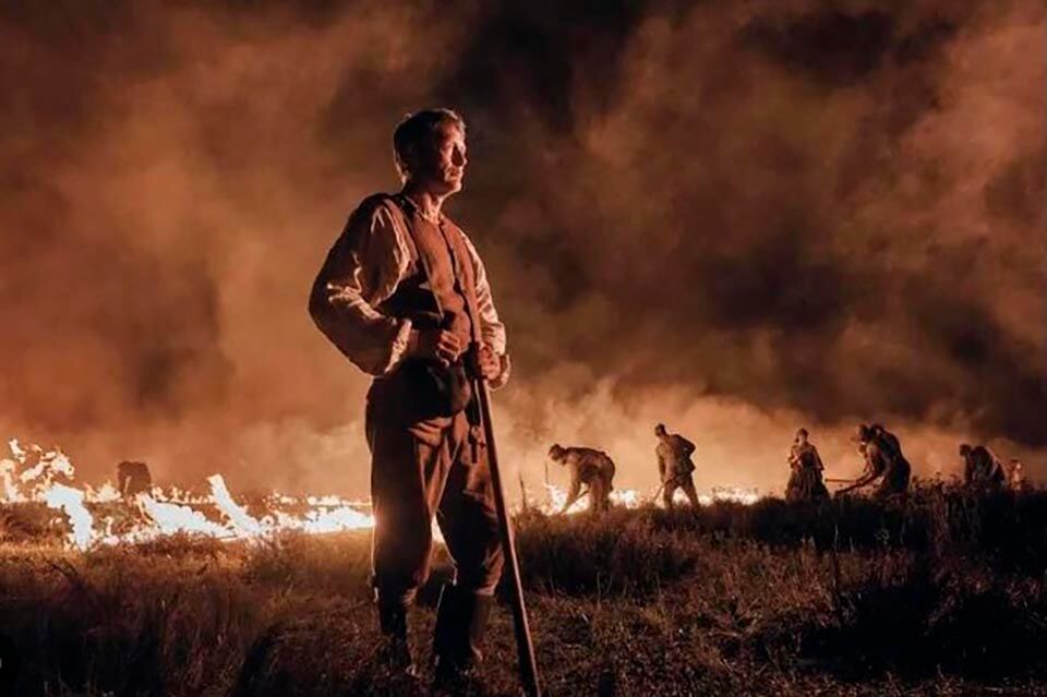 Ludvig Kahlen (Mads Mikkelsen) está dispuesto a enfrentar un desafío.