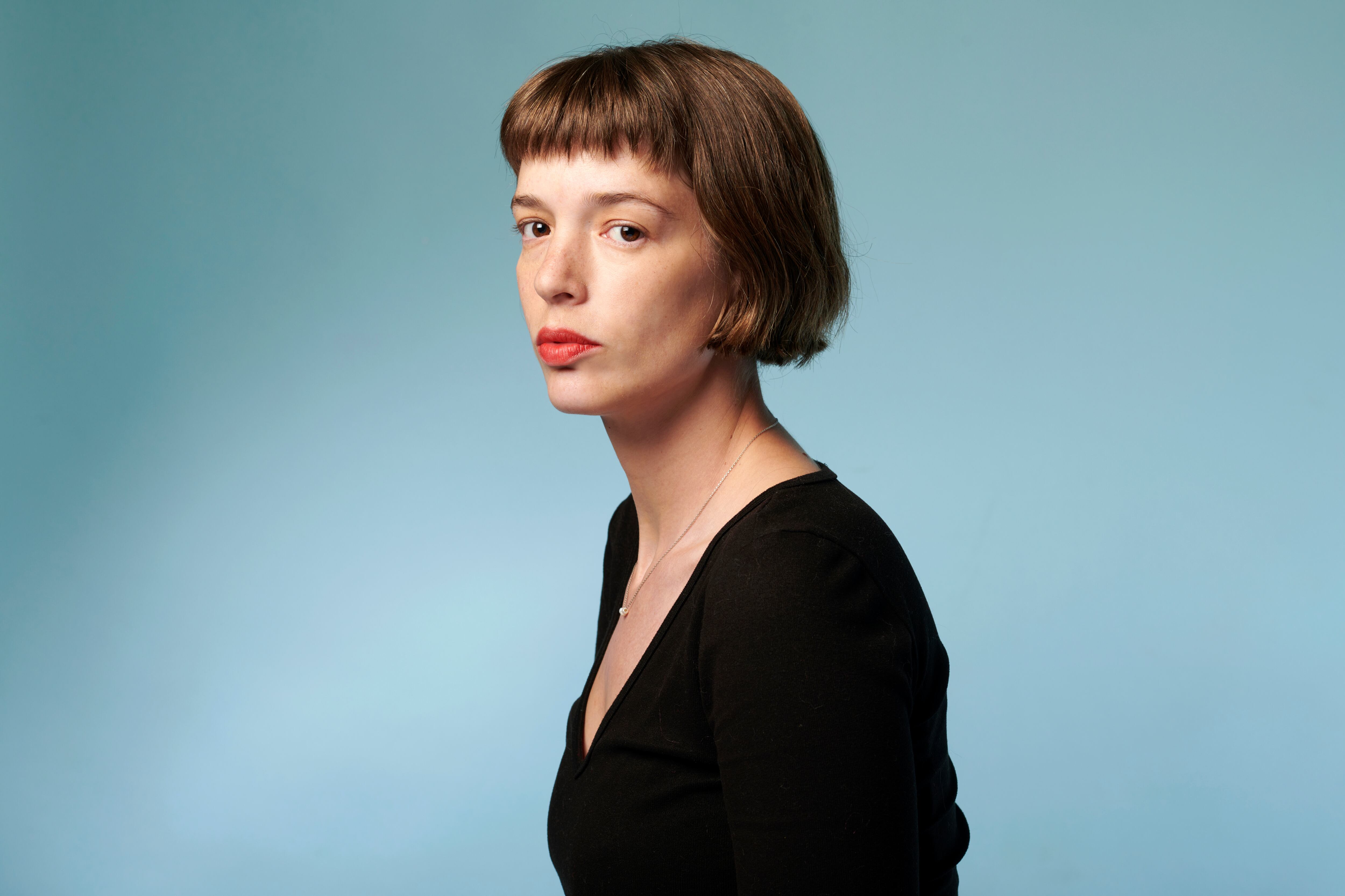 Ana Montes es escritora y pintora. Su primera novela, La flamenca, acaba de ser publicada por Seix Barral.