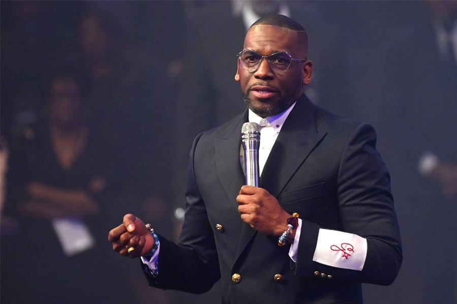 El Reverendo Jamal Bryant.