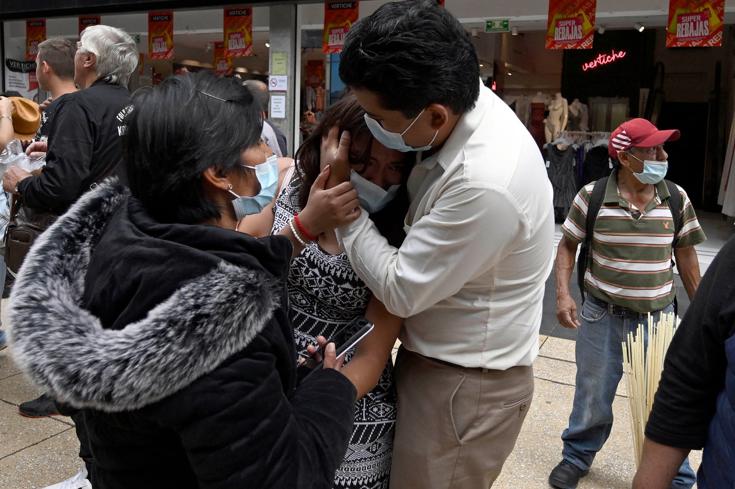 Pánico en el DF por un nuevo terremoto el 19 de septiembre.