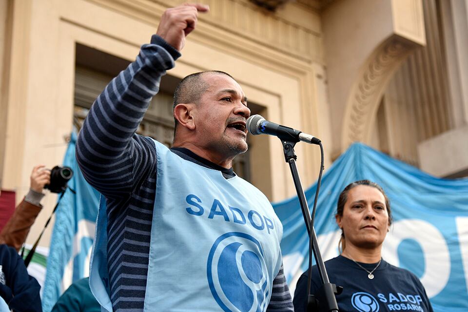 Martín Lucero pidió una "reforma profunda" de la educación media.