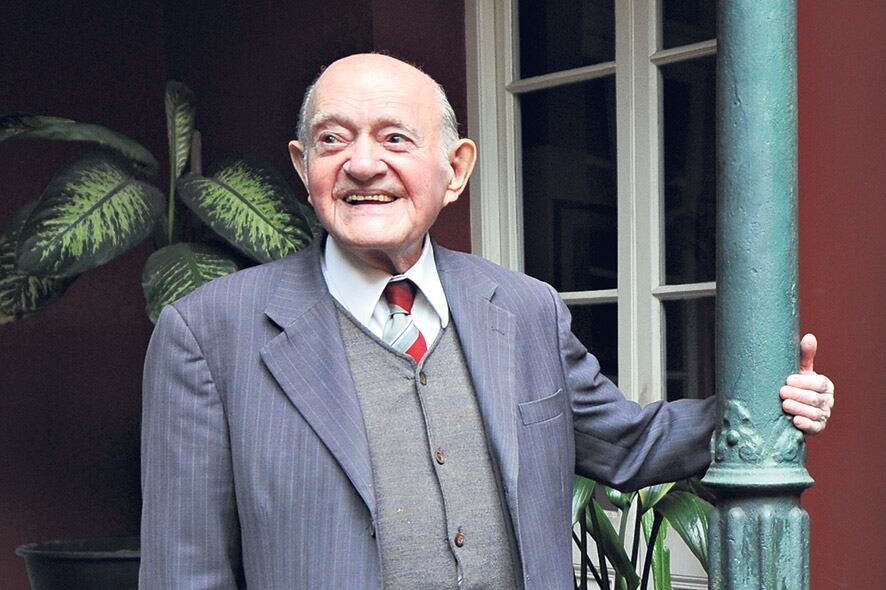 Vitillo Abalos, 94 años a pura música.