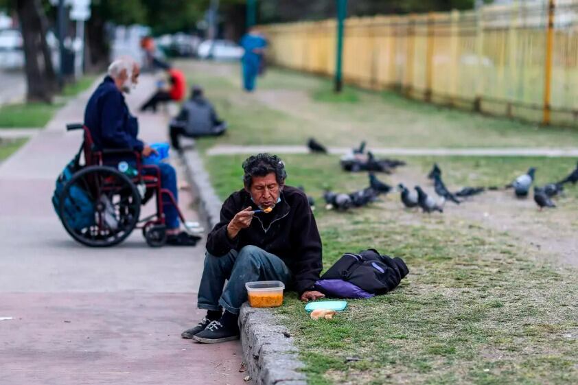 La canasta básica total para una familia de 4 miembros trepó a  319.422 pesos.