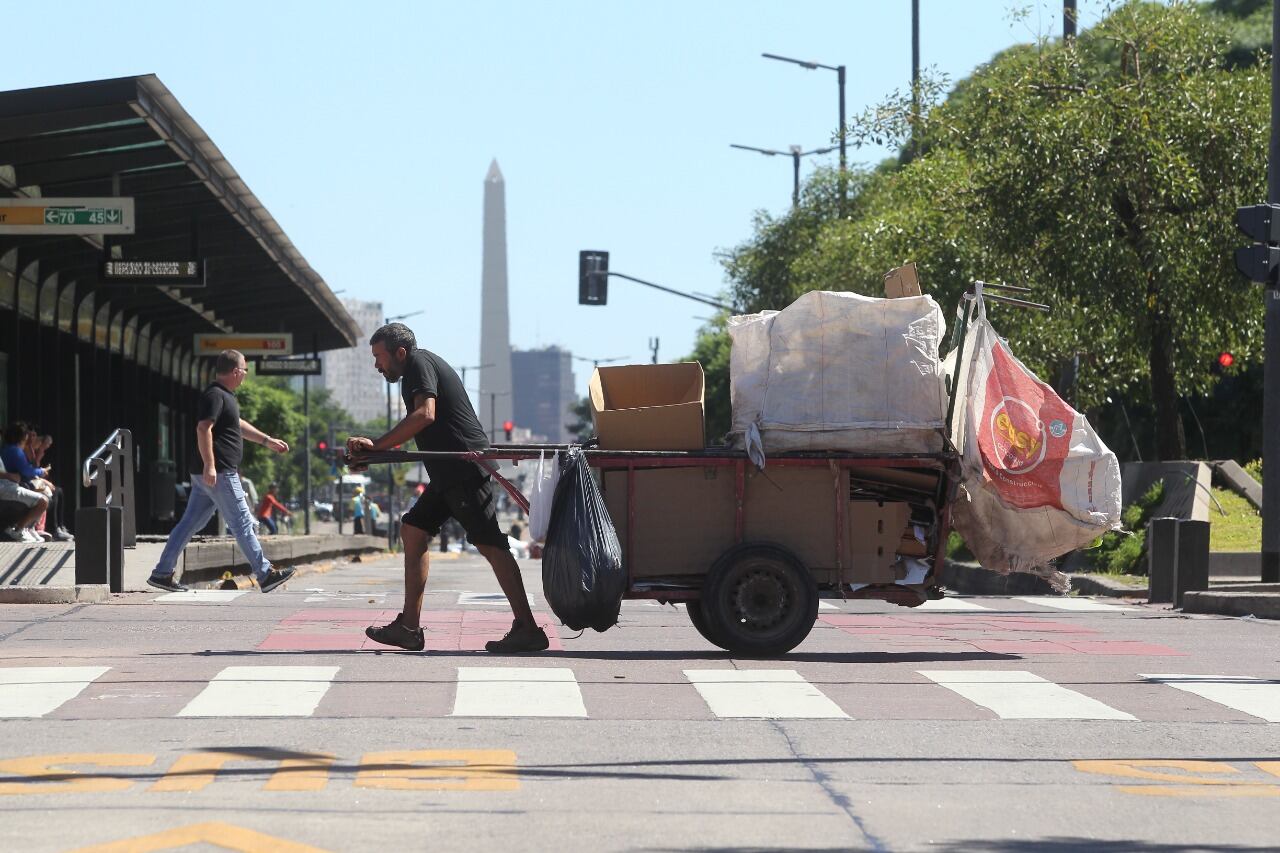 La canasta básica se desaceleró por los menores aumentos en alimentos. 