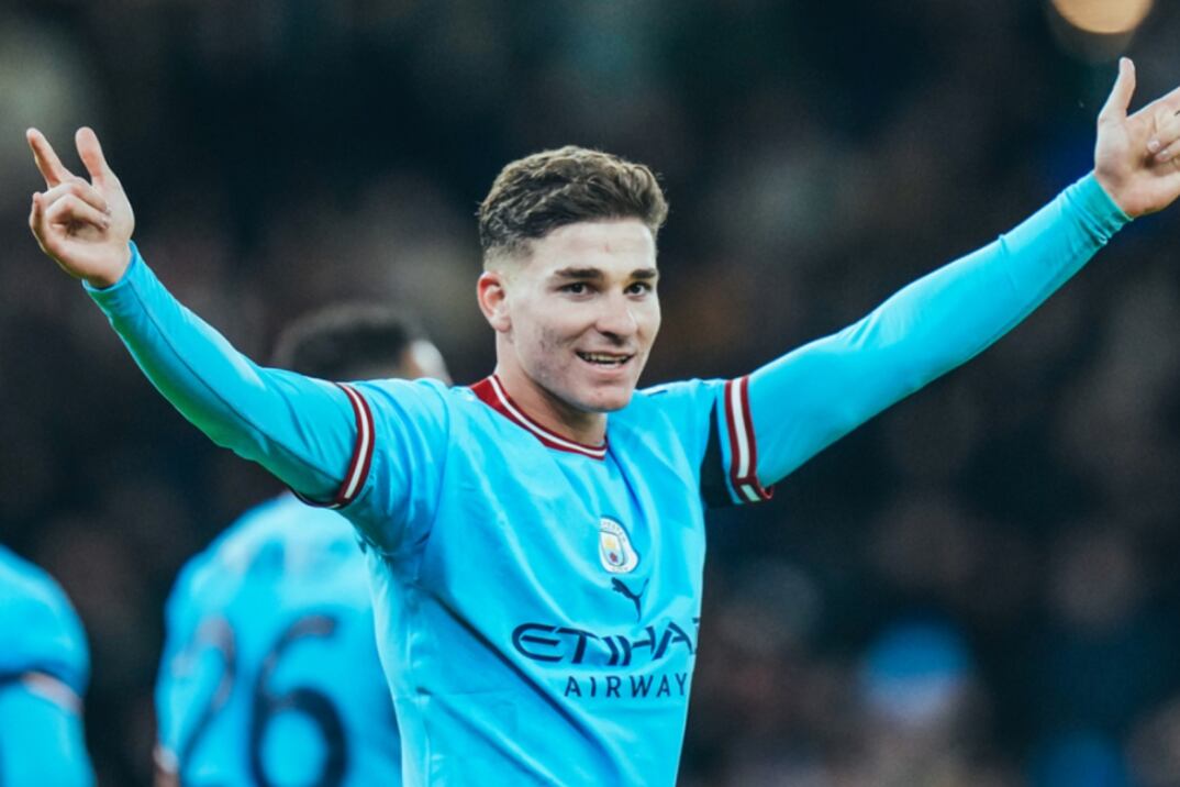 El Manchester City de Julián Álvarez salió campeón de la Premier League.