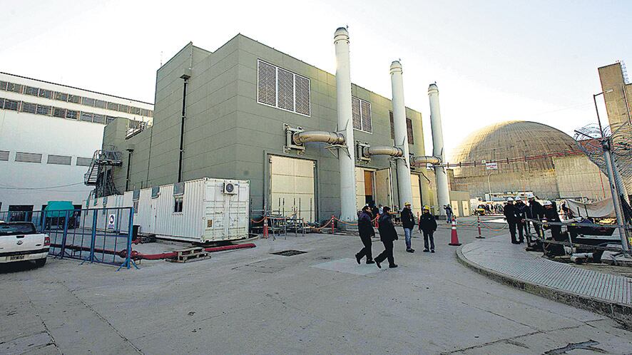 La construcción de la cuarta y la quinta central continúan demoradas.