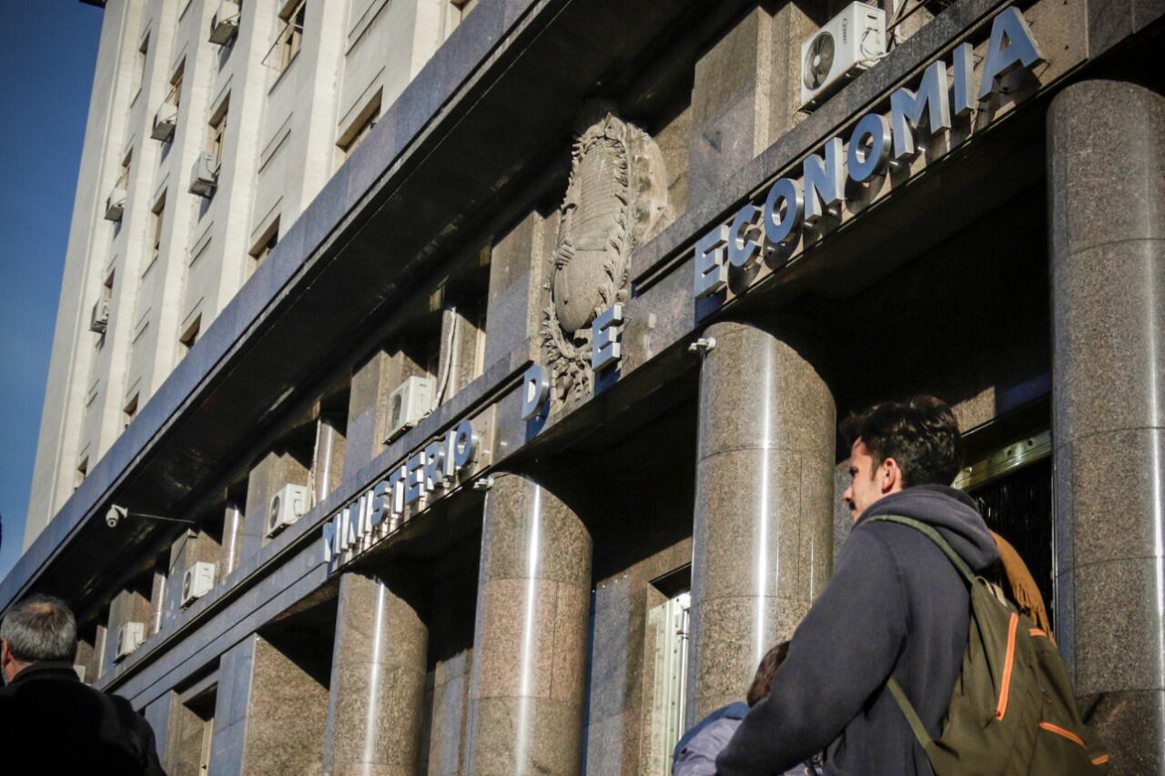 La colocación de deuda del Tesoro fue una de las señales de mayor tranquilidad que comenzaron a observarse esta semana. 