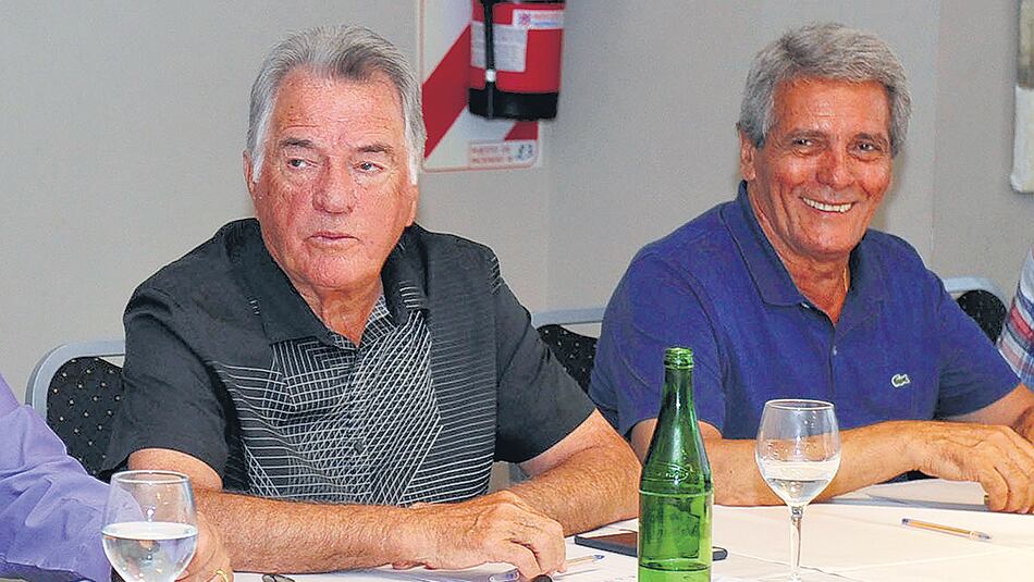 Luis Barrionuevo y su hombre en la CGT, el triunviro Carlos Acuña.