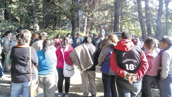 El reclamo de la comunidad Curruhuinca tiene el apoyo de organizaciones sociales.