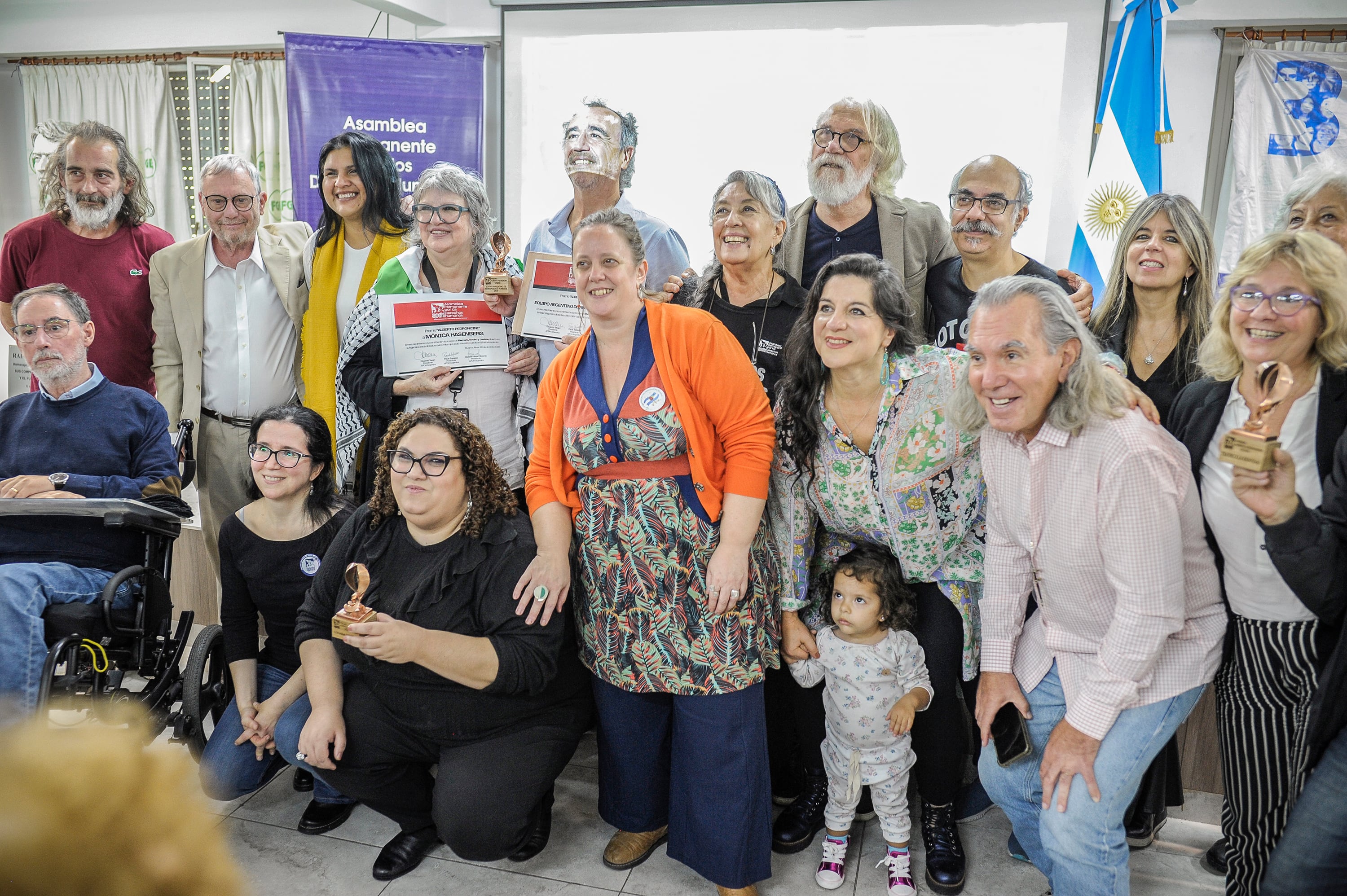 Las personalidades distinguidas por la Asamblea Permanente por los Derechos Humanos. 